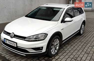 Универсал Volkswagen Golf 2019 в Днепре
