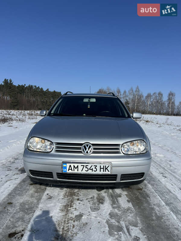 Volkswagen Golf 2002
