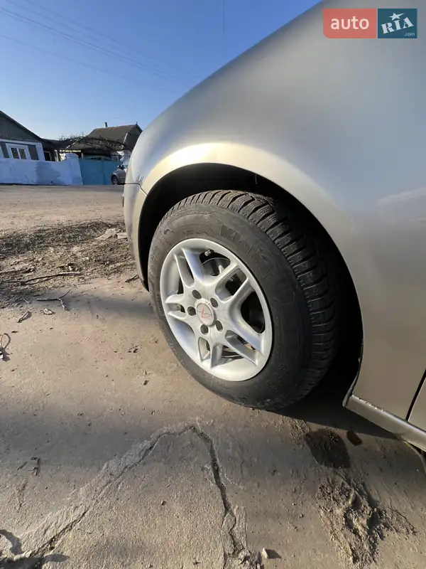 Volkswagen Golf 2004 VIN WVWZZZ1KZ4W128206 фото оголошення 22 з 65