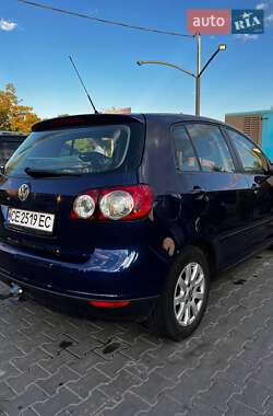 Хэтчбек Volkswagen Golf 2005 в Черновцах