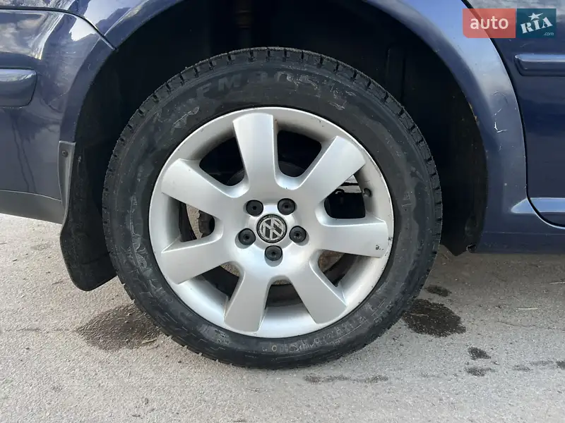 Volkswagen Golf 2003 VIN WVWZZZ1JZ3W629119 фото оголошення 21 з 77