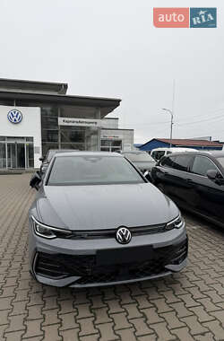 Хэтчбек Volkswagen Golf 2025 в Черновцах