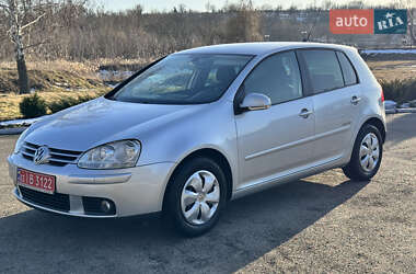Хетчбек Volkswagen Golf 2008 в Черкасах