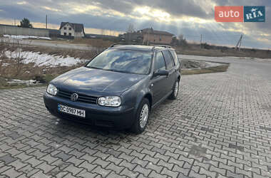 Універсал Volkswagen Golf 2003 в Львові