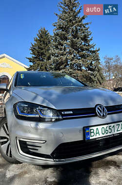 Хэтчбек Volkswagen Golf 2019 в Кропивницком