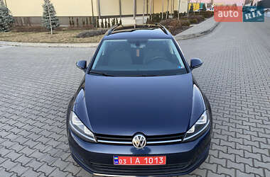 Универсал Volkswagen Golf 2016 в Луцке