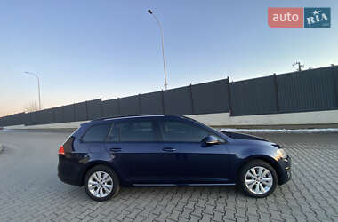 Универсал Volkswagen Golf 2016 в Луцке