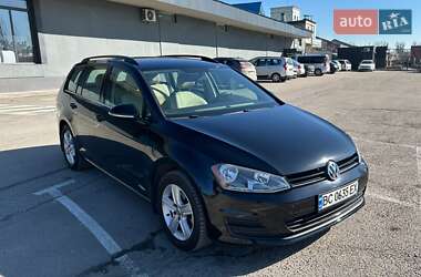 Универсал Volkswagen Golf 2015 в Львове