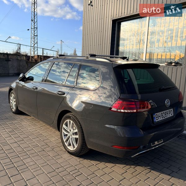 Универсал Volkswagen Golf 2018 в Одессе