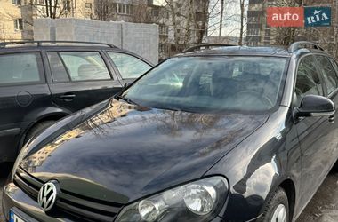 Універсал Volkswagen Golf 2009 в Бучі