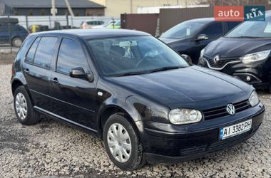 Хетчбек Volkswagen Golf 2001 в Вінниці
