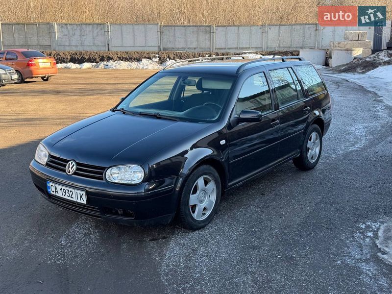 Volkswagen Golf 2003