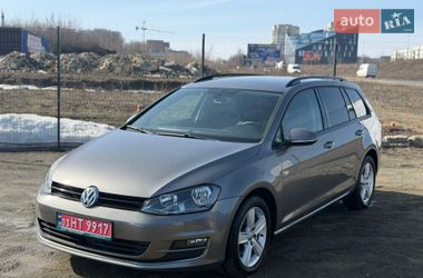 Універсал Volkswagen Golf 2014 в Рівному