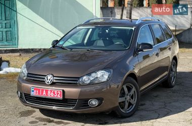 Універсал Volkswagen Golf 2012 в Сарнах