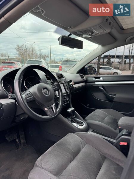 Универсал Volkswagen Golf 2010 в Кривом Роге