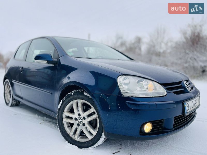 Хэтчбек Volkswagen Golf 2006 в Днепре