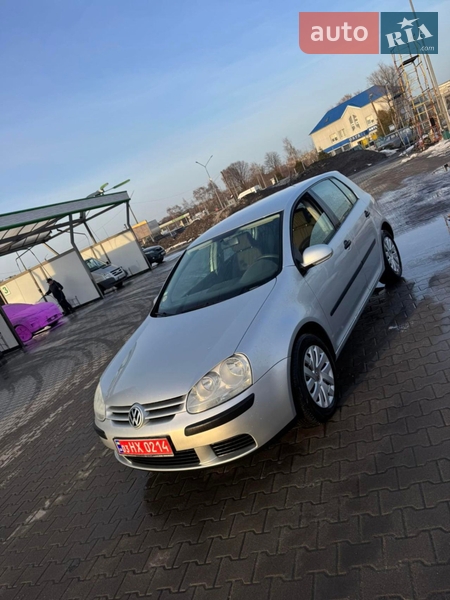 Volkswagen Golf 2005