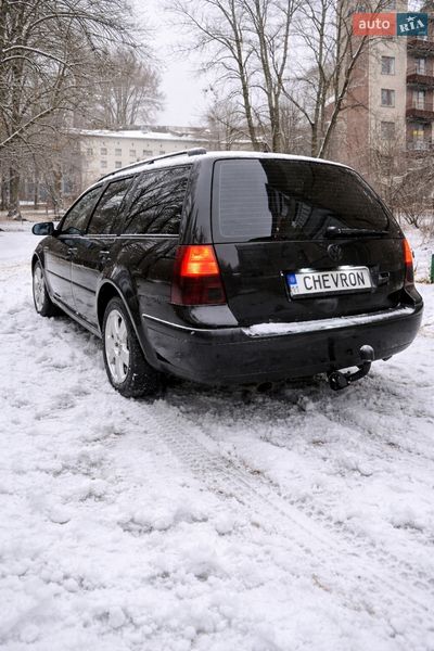 Универсал Volkswagen Golf 2001 в Киеве