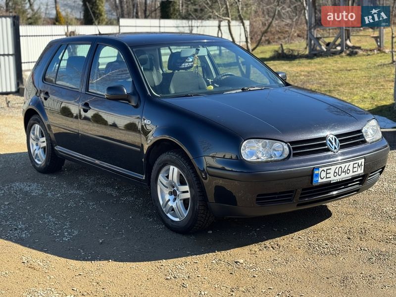 Volkswagen Golf 2002
