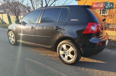 Хэтчбек Volkswagen Golf 2006 в Ковеле