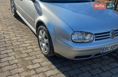Хетчбек Volkswagen Golf 2003 в Мостиській