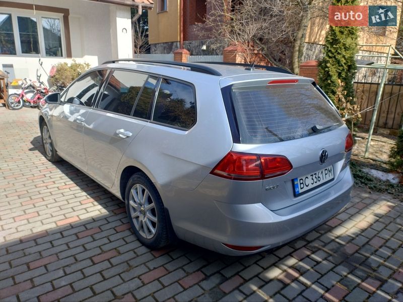 Универсал Volkswagen Golf 2015 в Львове