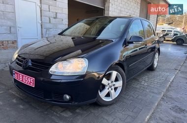 Хетчбек Volkswagen Golf 2008 в Ківерцях