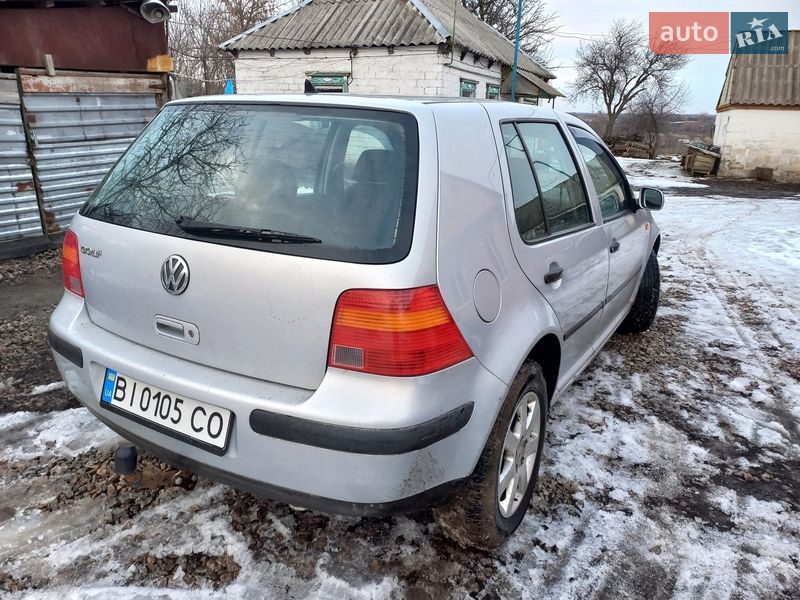 Хэтчбек Volkswagen Golf 1998 в Полтаве