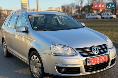 Универсал Volkswagen Golf 2009 в Житомире