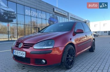 Хетчбек Volkswagen Golf 2004 в Вінниці