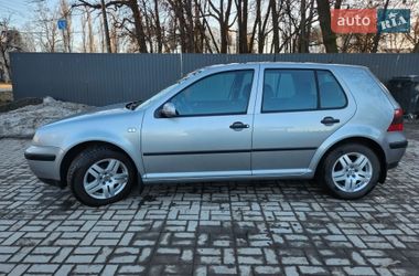 Хэтчбек Volkswagen Golf 2002 в Хмельницком