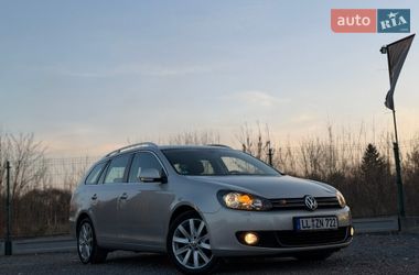 Універсал Volkswagen Golf 2010 в Дрогобичі