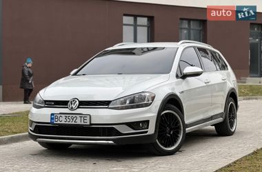 Универсал Volkswagen Golf 2018 в Львове
