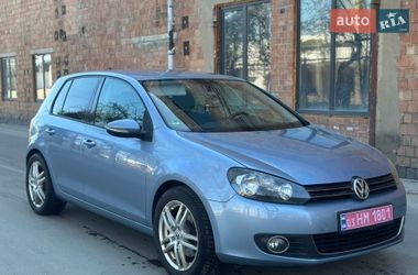 Хетчбек Volkswagen Golf 2009 в Чернівцях