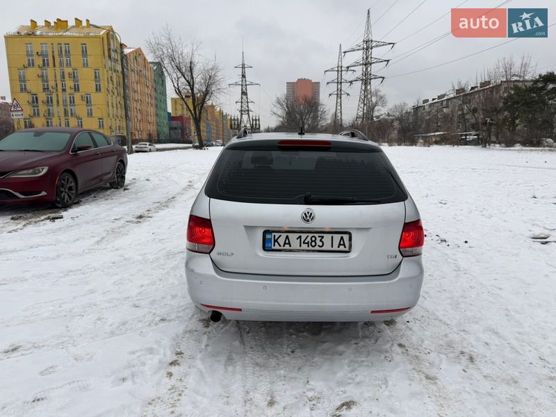 Универсал Volkswagen Golf 2013 в Киеве