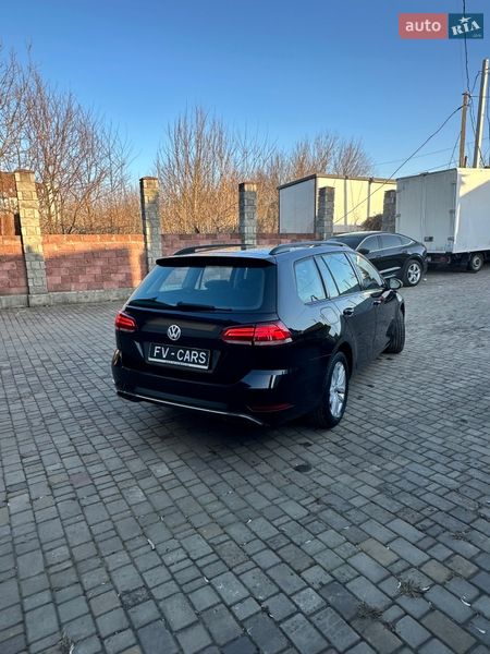 Универсал Volkswagen Golf 2019 в Луцке