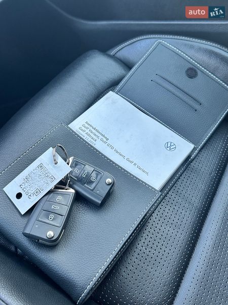 Универсал Volkswagen Golf 2019 в Луцке