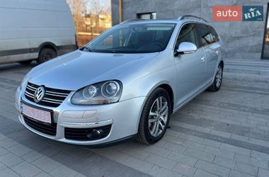Універсал Volkswagen Golf 2009 в Луцьку