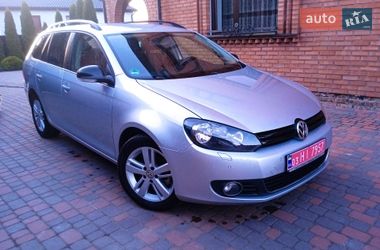 Універсал Volkswagen Golf 2012 в Нововолинську