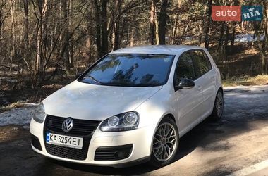Хэтчбек Volkswagen Golf 2008 в Киеве