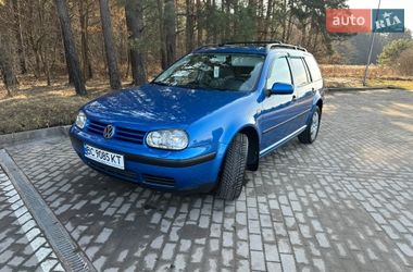 Универсал Volkswagen Golf 2002 в Львове