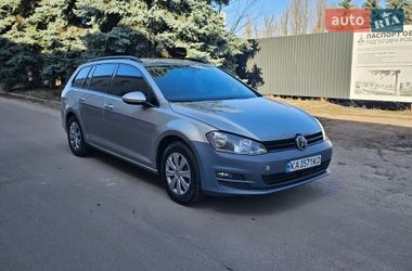 Универсал Volkswagen Golf 2015 в Киеве