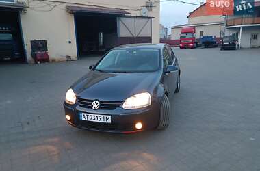 Хэтчбек Volkswagen Golf 2008 в Калуше