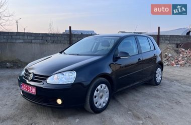 Хэтчбек Volkswagen Golf 2006 в Надворной