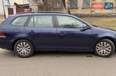 Универсал Volkswagen Golf 2010 в Черкассах