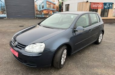 Хэтчбек Volkswagen Golf 2006 в Киеве