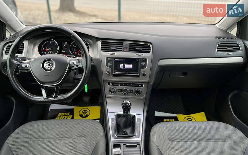 Универсал Volkswagen Golf 2016 в Коломые