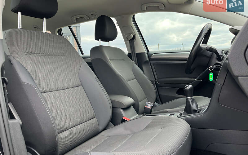 Универсал Volkswagen Golf 2016 в Коломые