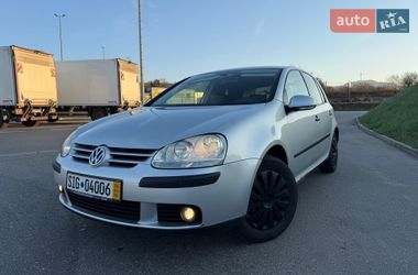 Хетчбек Volkswagen Golf 2005 в Кременці