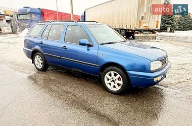 Універсал Volkswagen Golf 1996 в Харкові